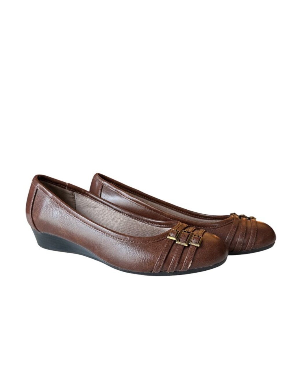 Life Stride Soft System brown flats accent buckles women's shoe size 6M